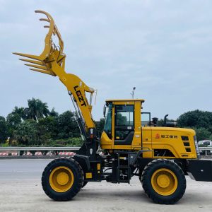 MÁY XÚC LẬT KẸP GỖ LG946K